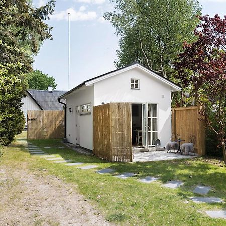 Cute Little Cottage In Hoellviken Bagian luar foto