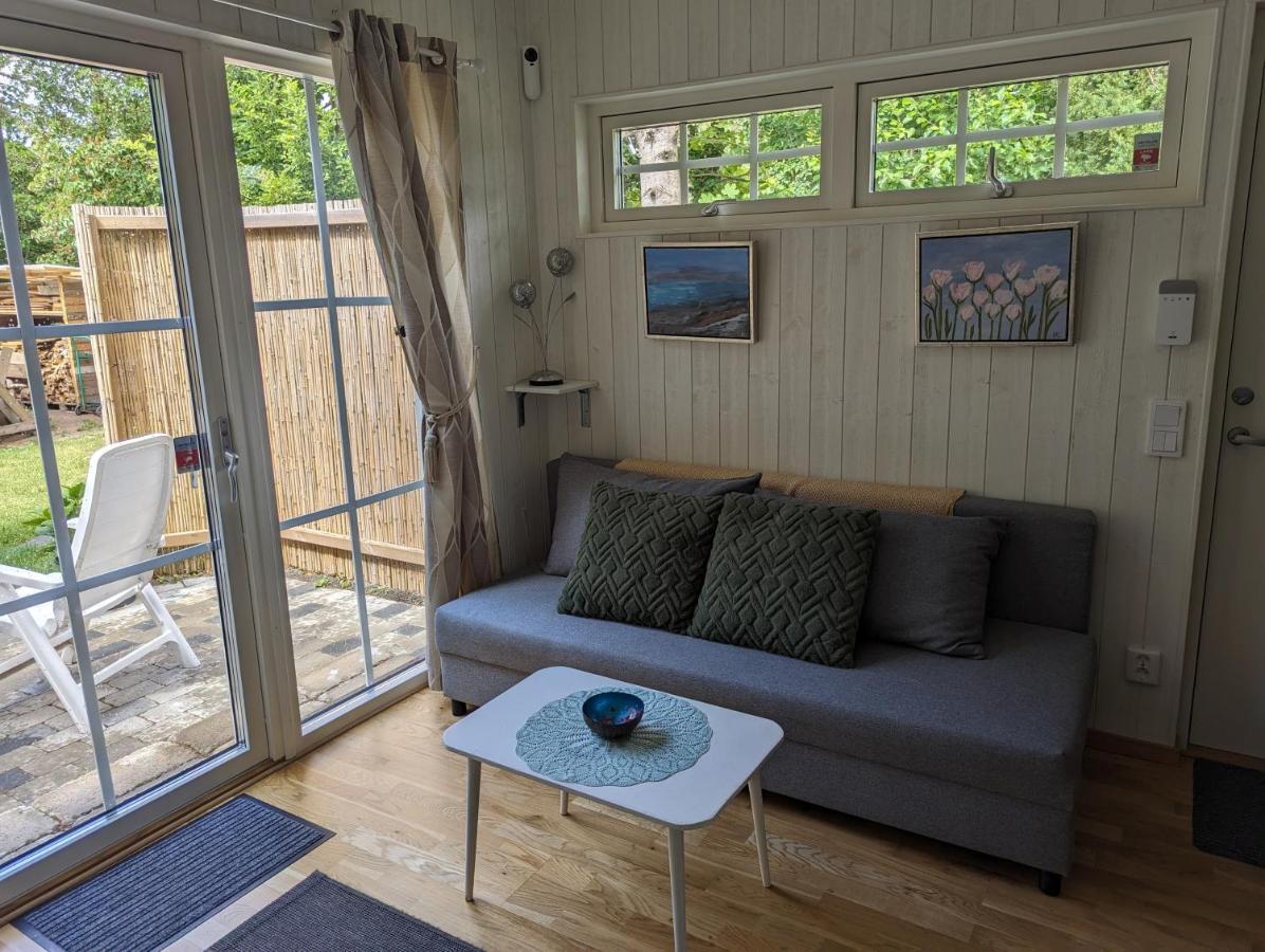 Cute Little Cottage In Hoellviken Bagian luar foto
